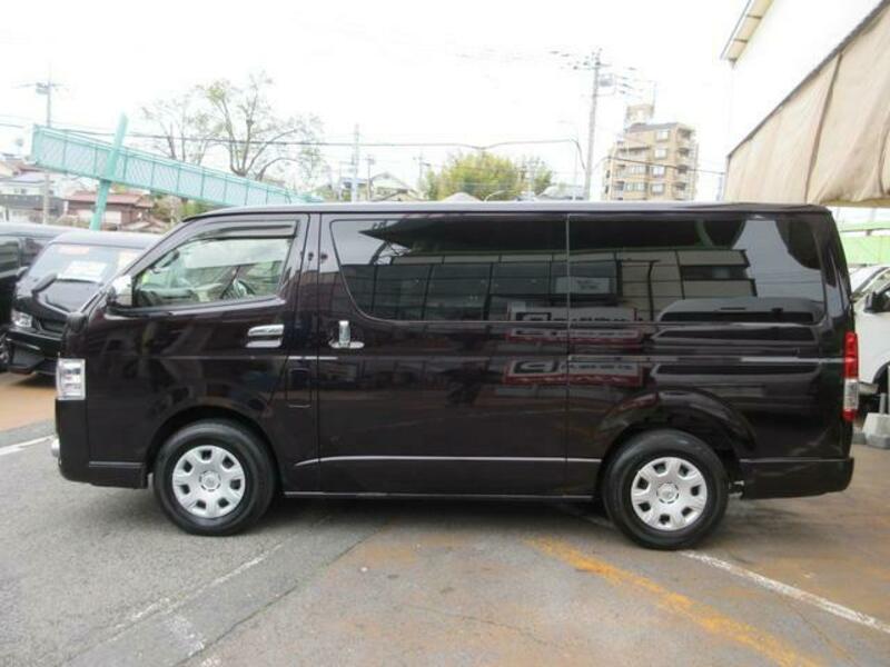 HIACE VAN