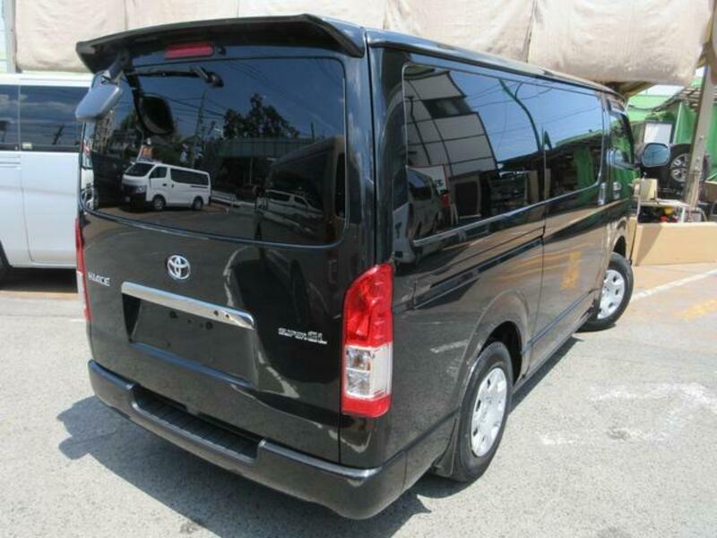 HIACE VAN