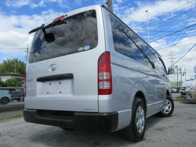 HIACE VAN