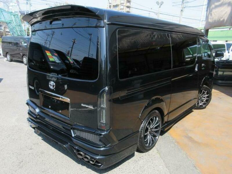HIACE VAN