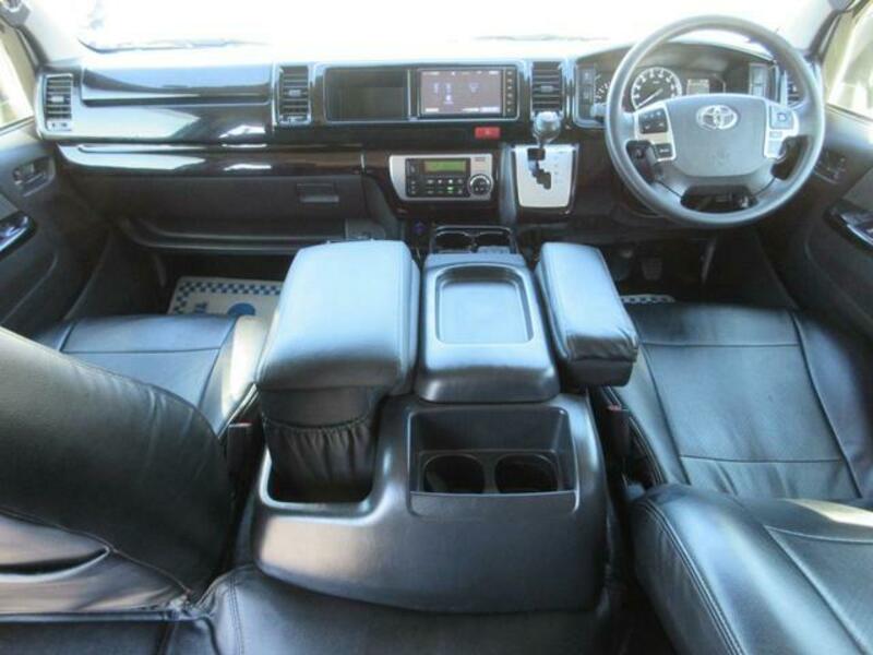 HIACE WAGON