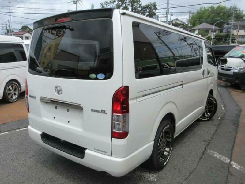 HIACE VAN