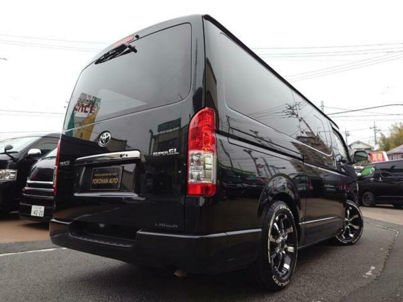 HIACE VAN