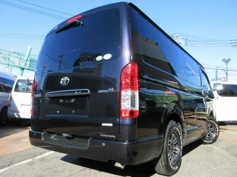 HIACE VAN