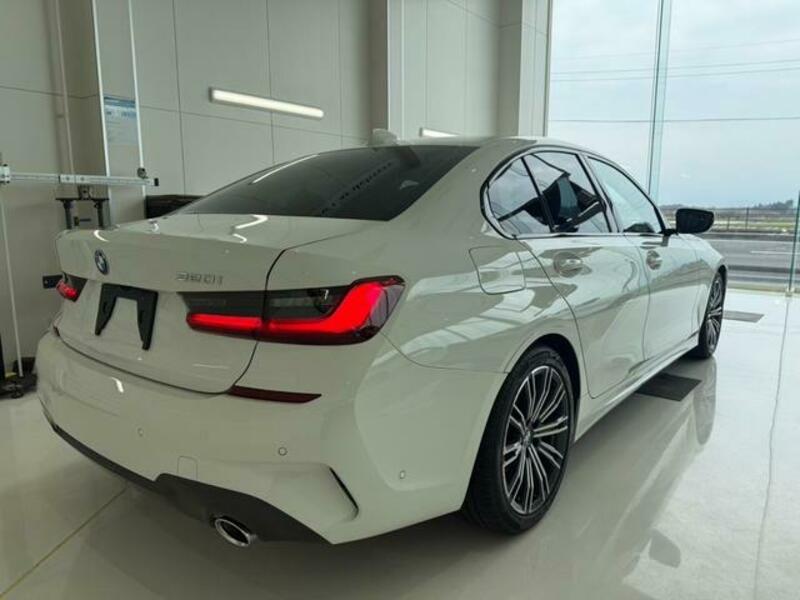 3 SERIES