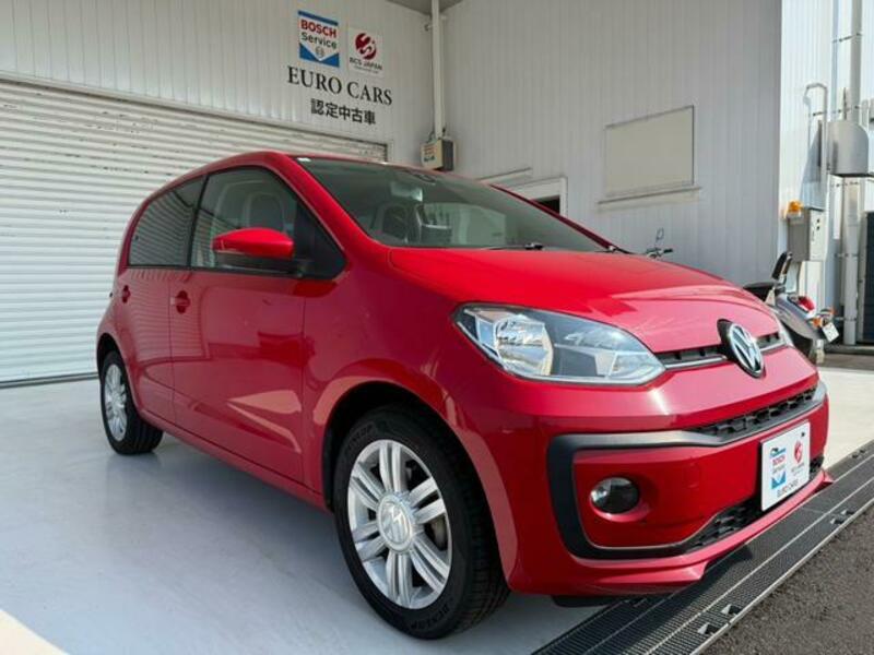 VOLKSWAGEN UP!