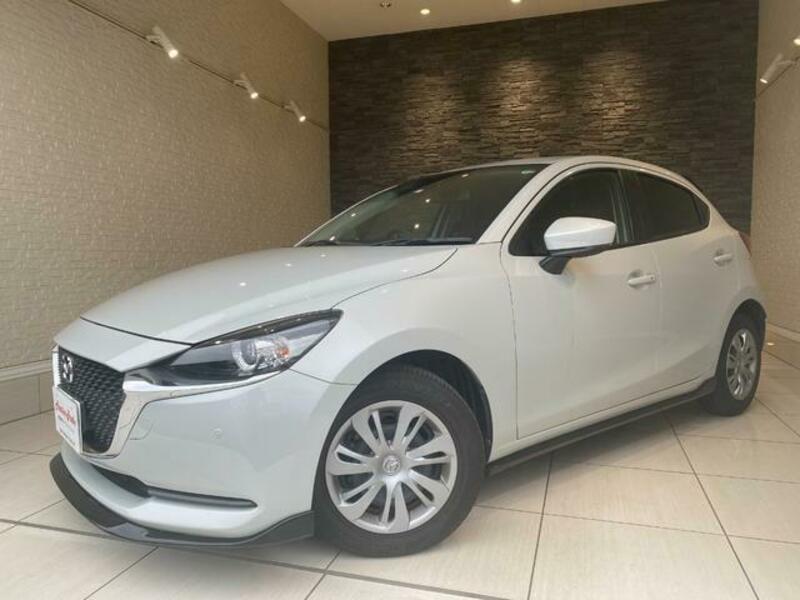 MAZDA2