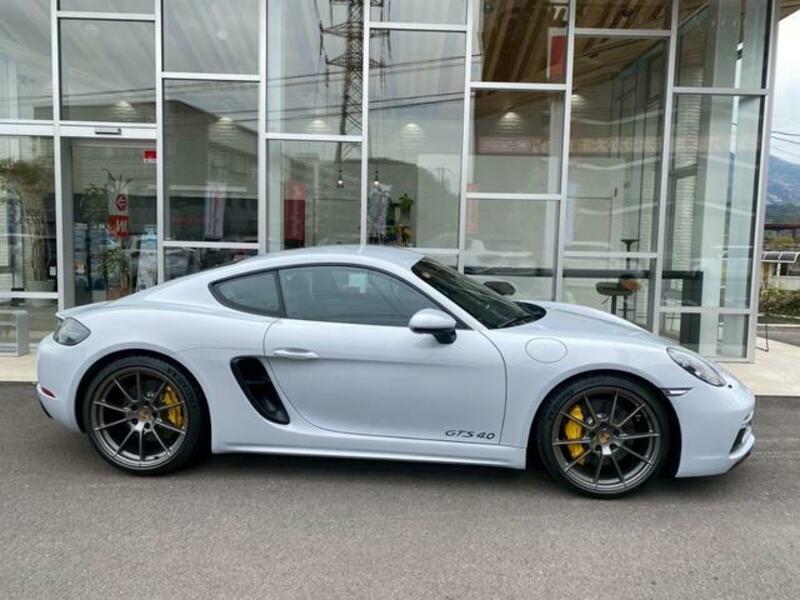 718 CAYMAN