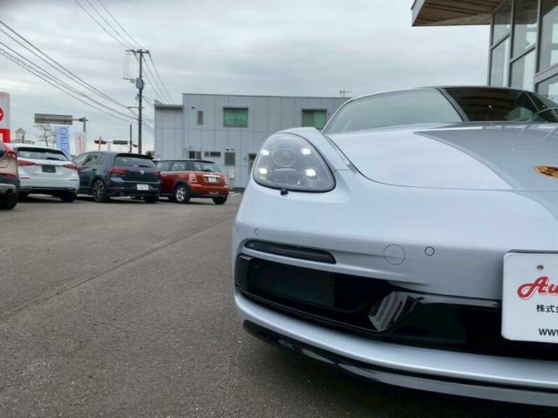 718 CAYMAN