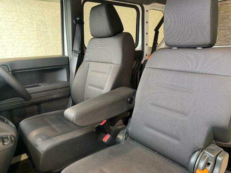 N-VAN