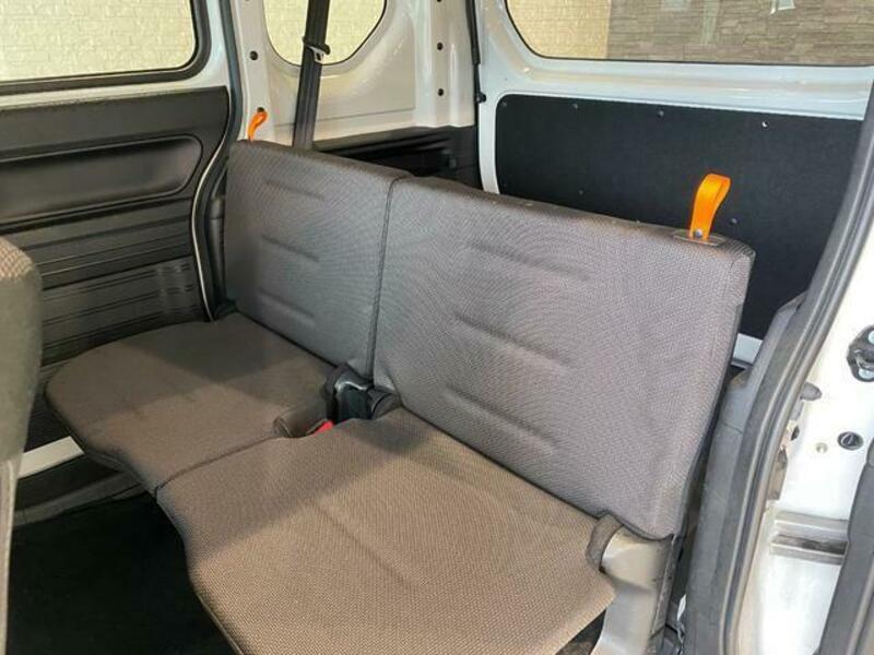 N-VAN