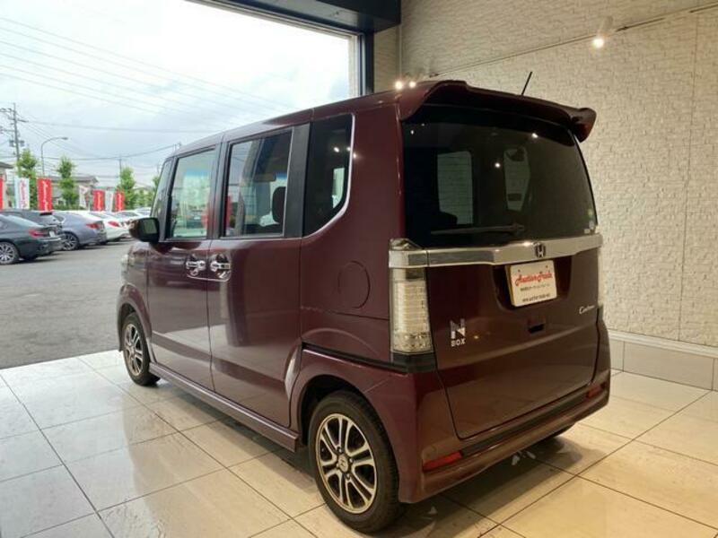 N BOX CUSTOM