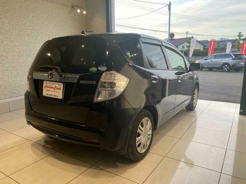 FIT HYBRID