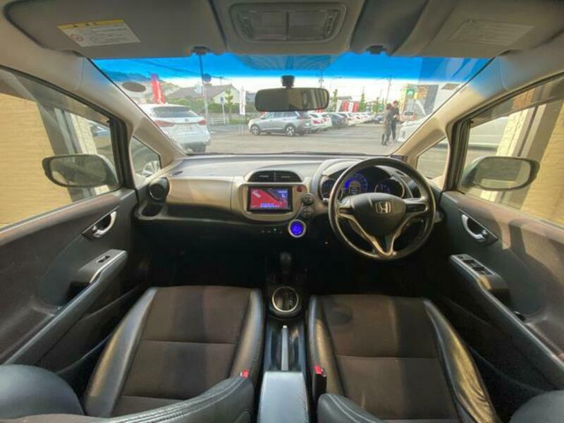 FIT HYBRID