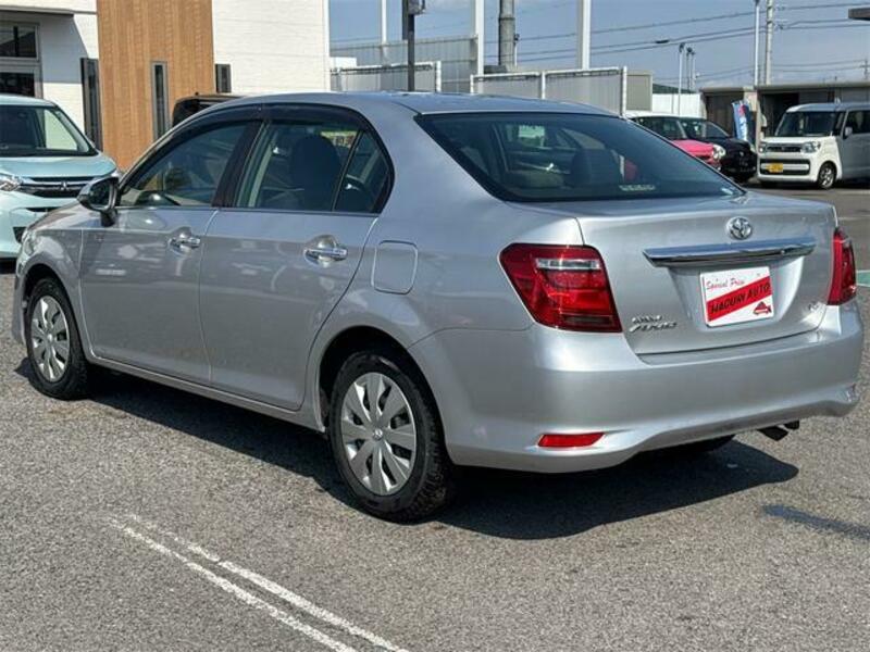 COROLLA AXIO