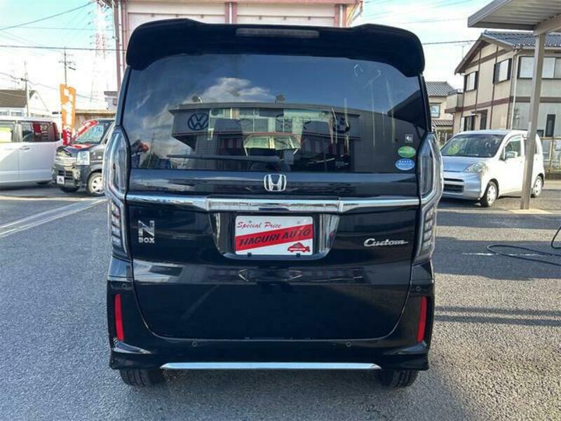 N BOX CUSTOM