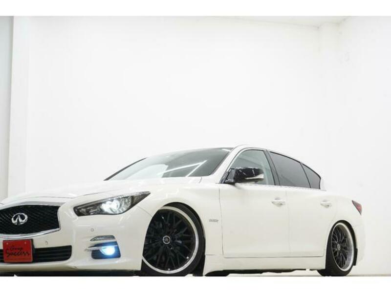 SKYLINE