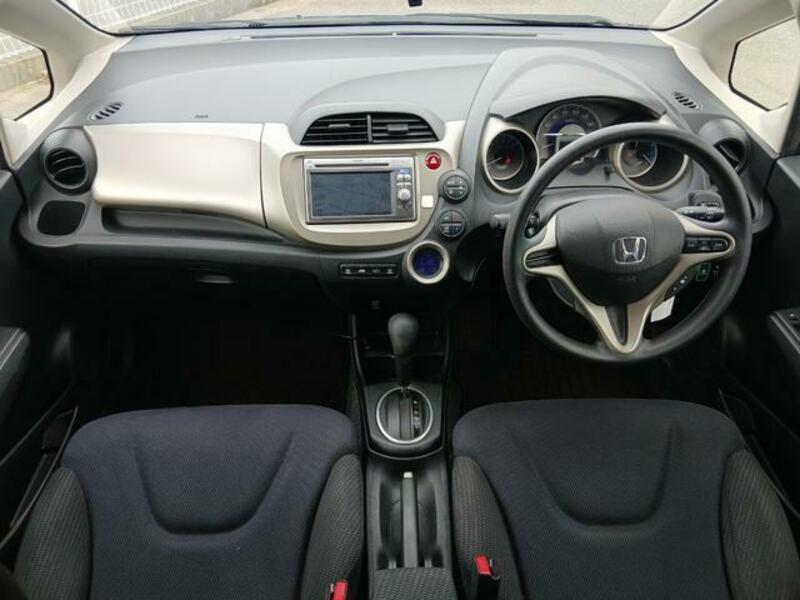 FIT HYBRID