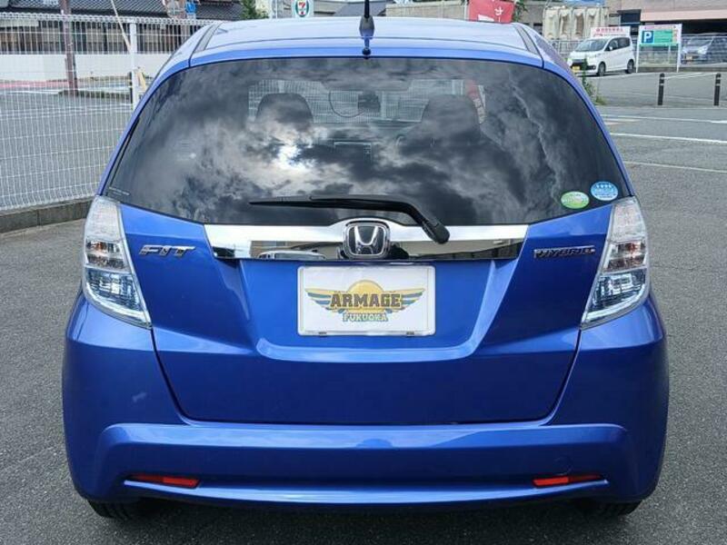 FIT HYBRID