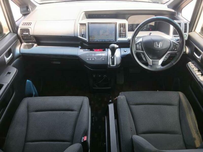 STEPWAGON SPADA
