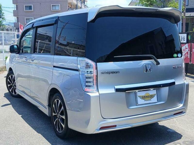 STEPWAGON SPADA