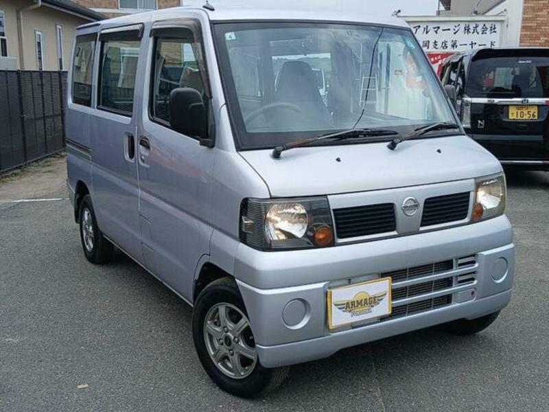 NISSAN CLIPPER VAN