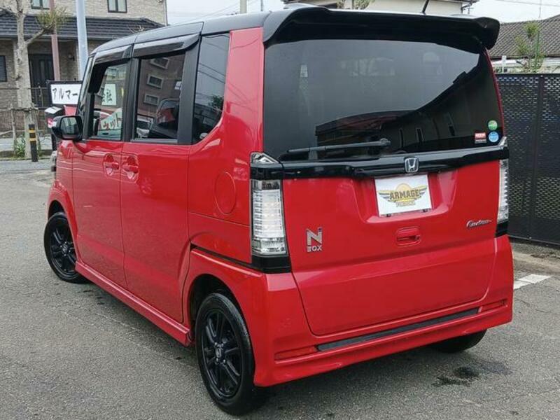 N BOX CUSTOM