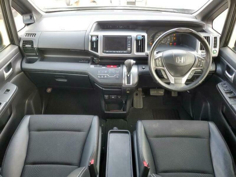 STEPWAGON SPADA