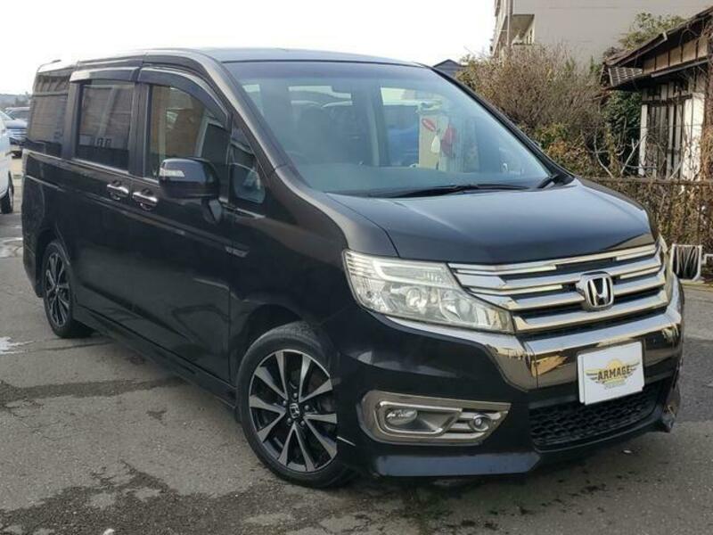 HONDA STEPWAGON SPADA