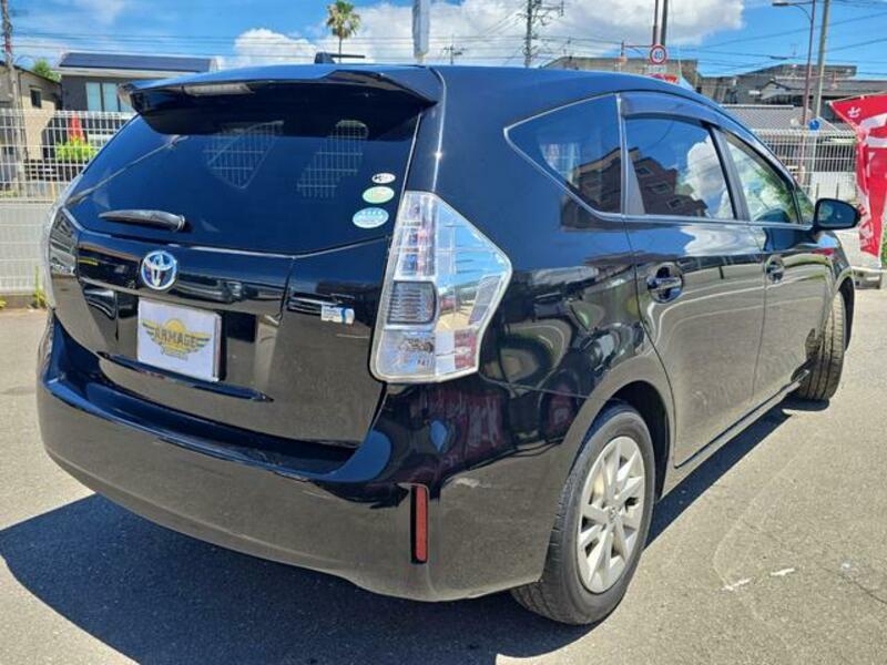 PRIUS ALPHA