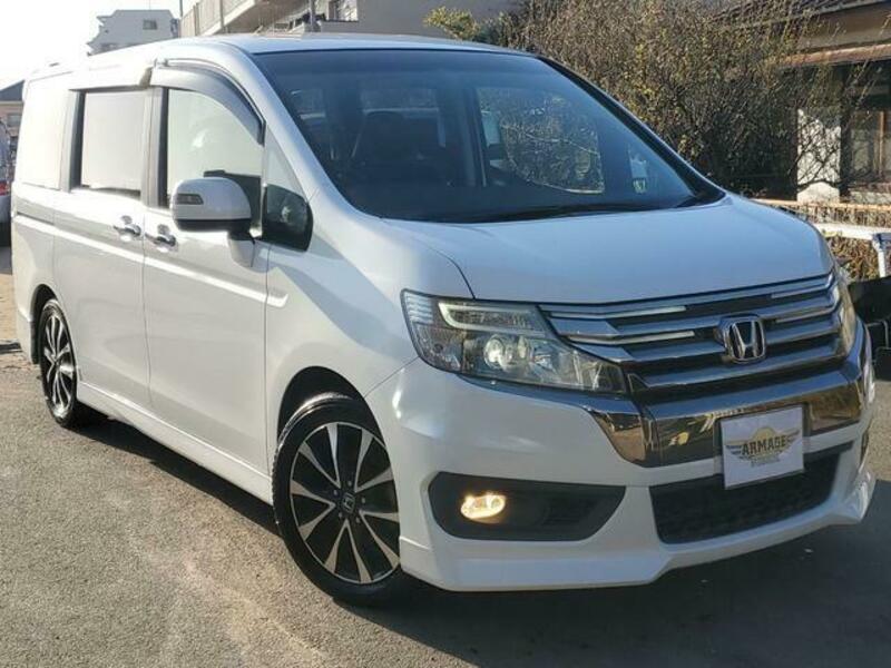 HONDA STEPWAGON SPADA