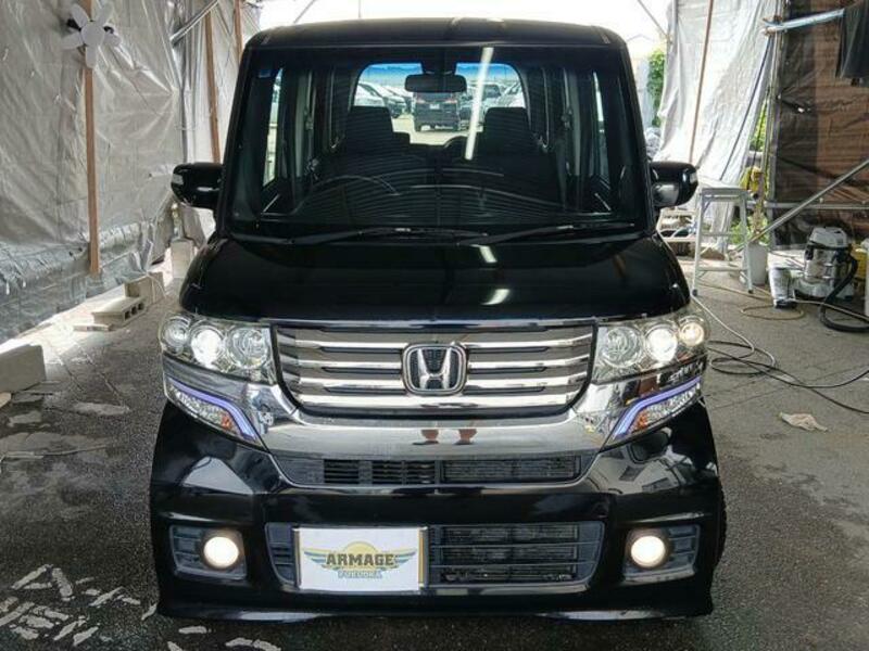 N BOX CUSTOM