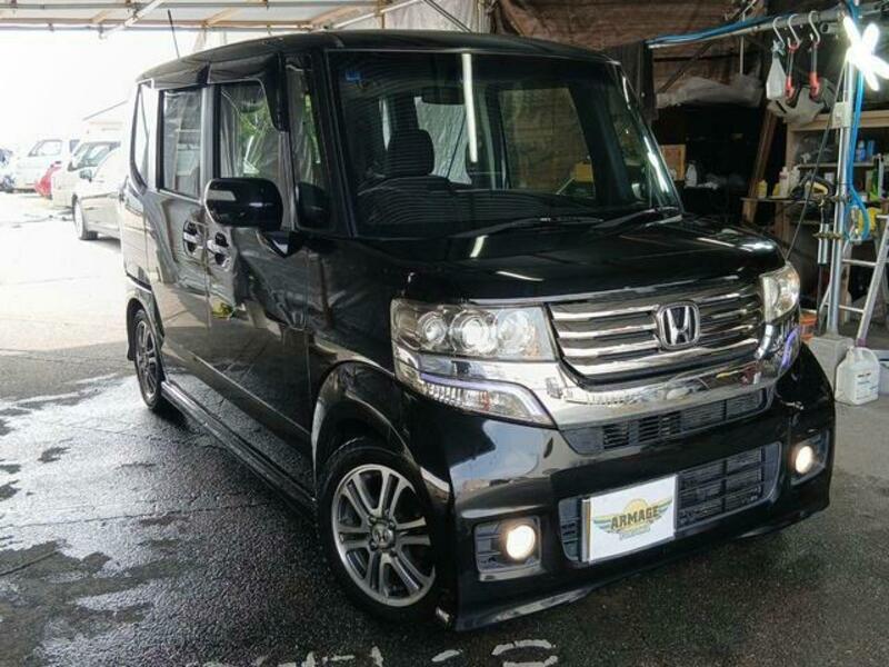 HONDA N BOX CUSTOM