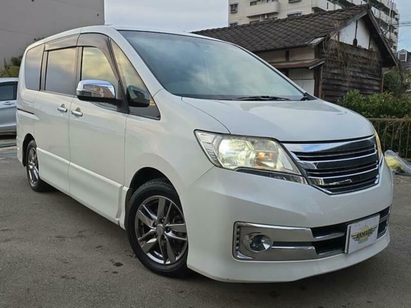NISSAN SERENA