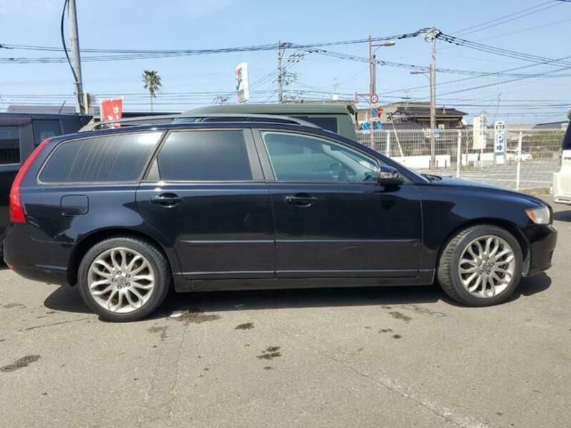V50