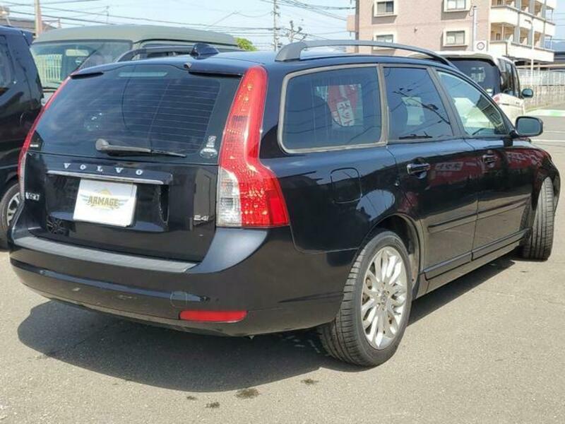 V50
