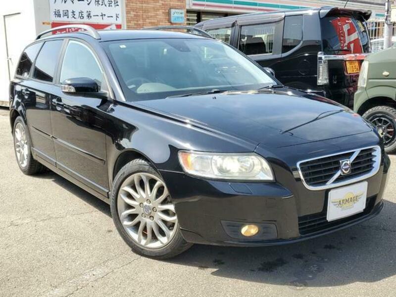 VOLVO V50