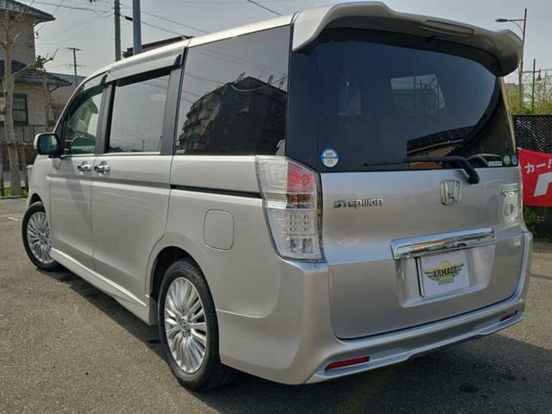 STEPWAGON SPADA