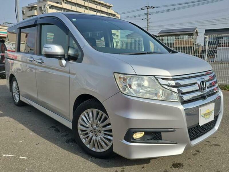 HONDA STEPWAGON SPADA