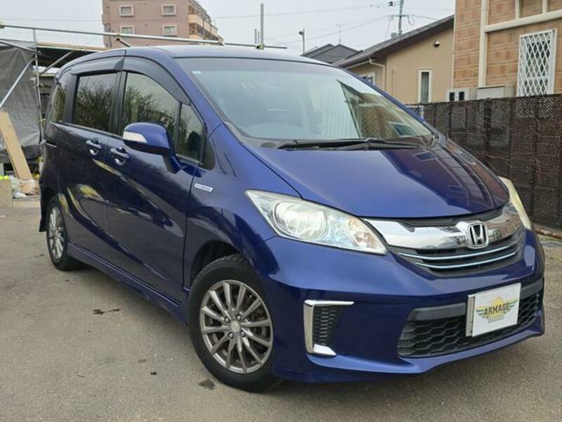 HONDA FREED HYBRID