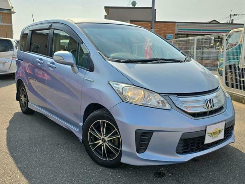 HONDA FREED HYBRID