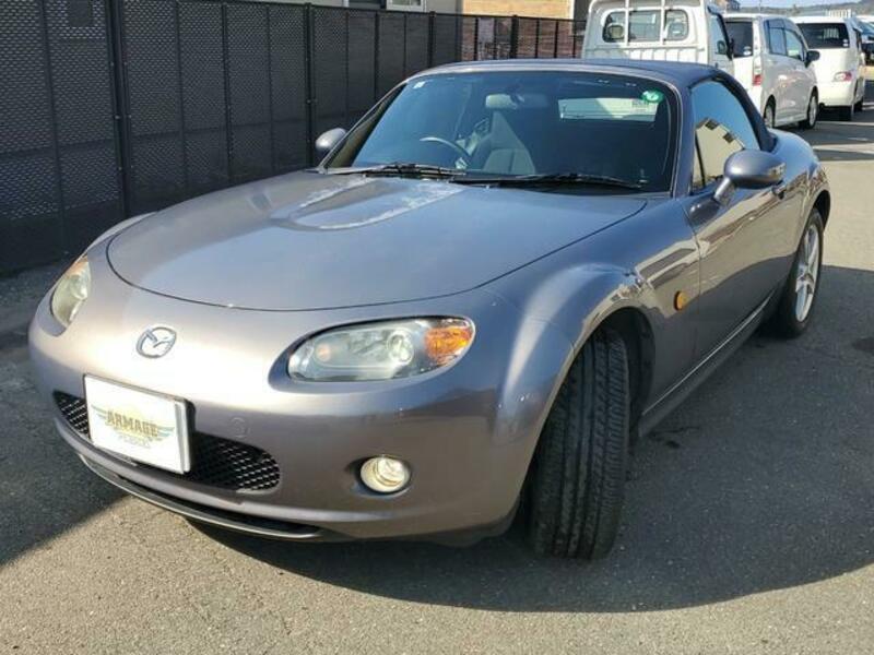 ROADSTER
