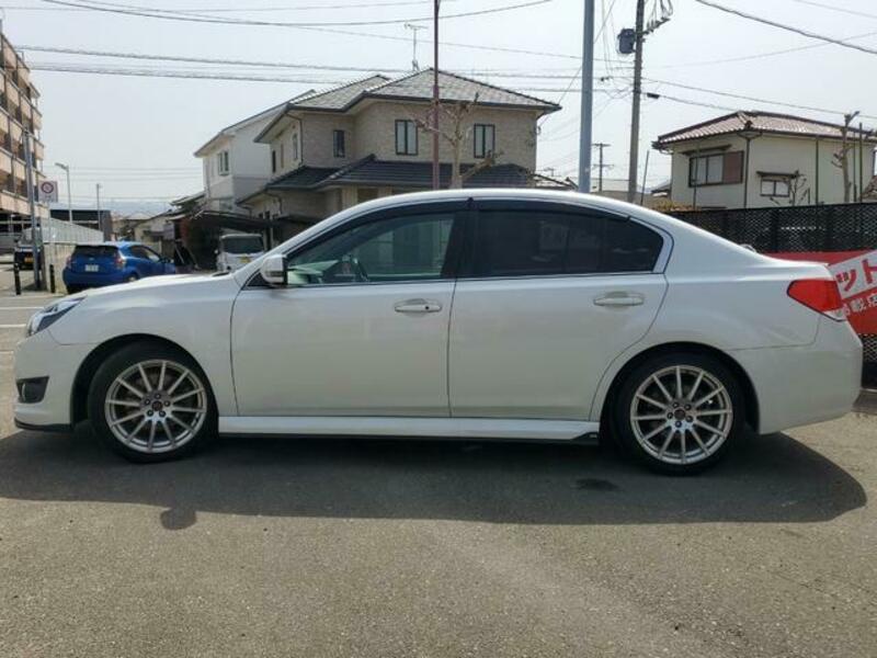 LEGACY B4