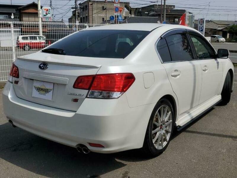 LEGACY B4