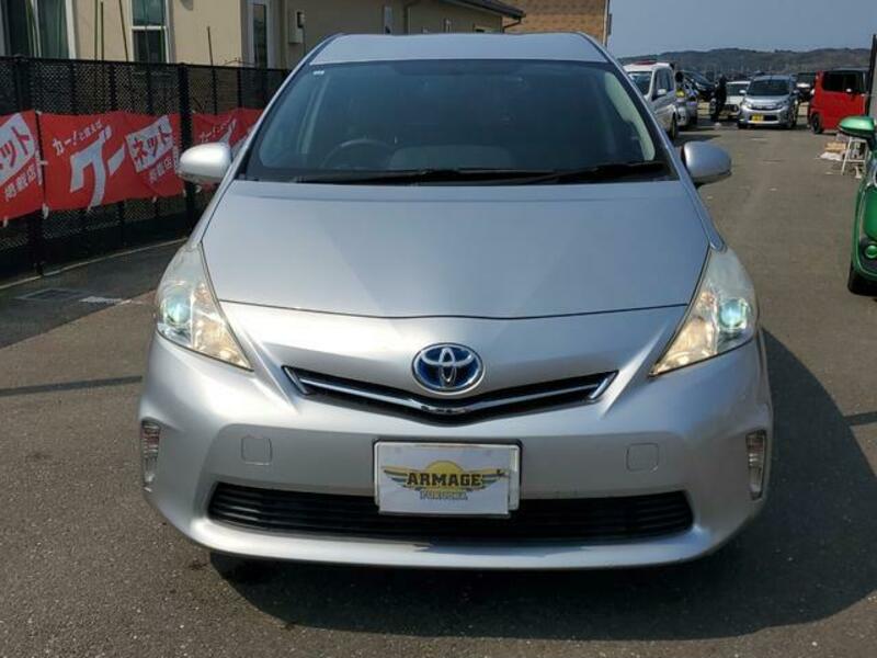 PRIUS ALPHA