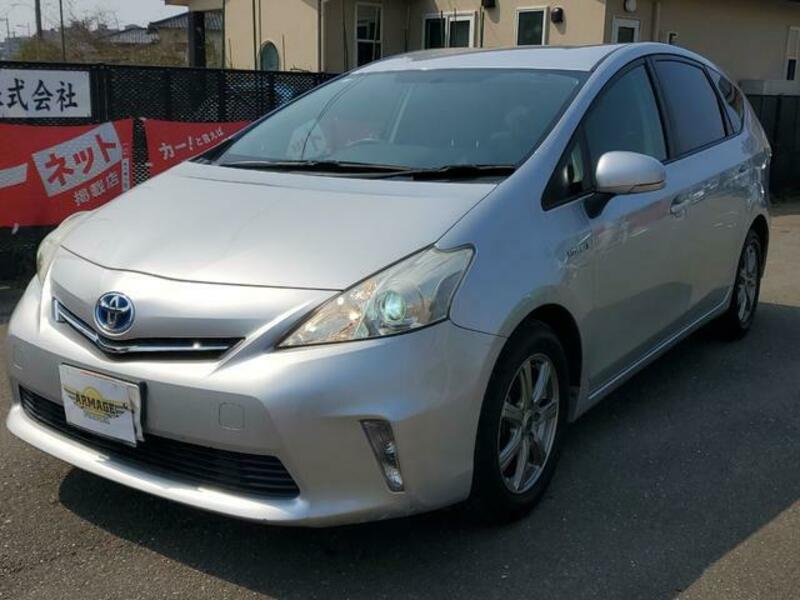 PRIUS ALPHA