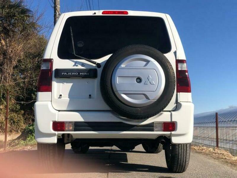 PAJERO MINI
