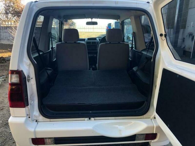 PAJERO MINI
