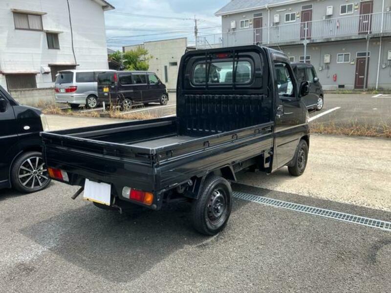 CLIPPER TRUCK