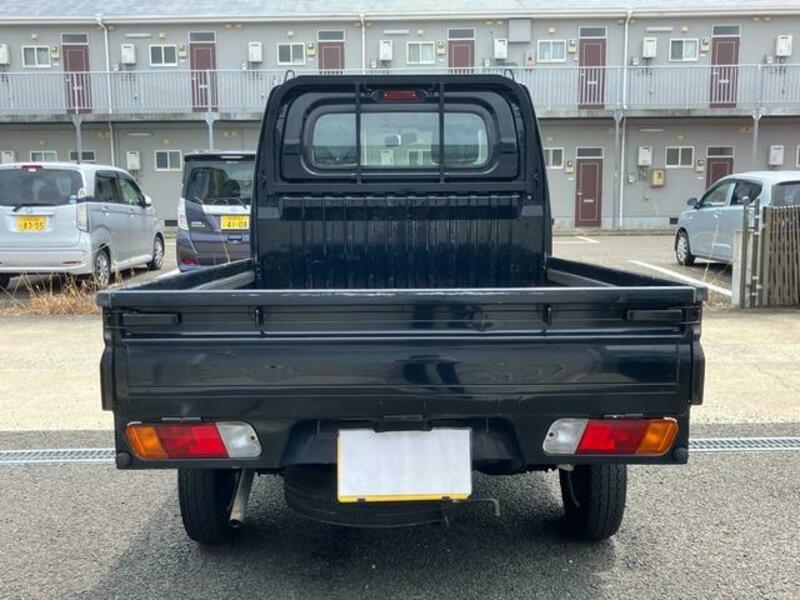 CLIPPER TRUCK